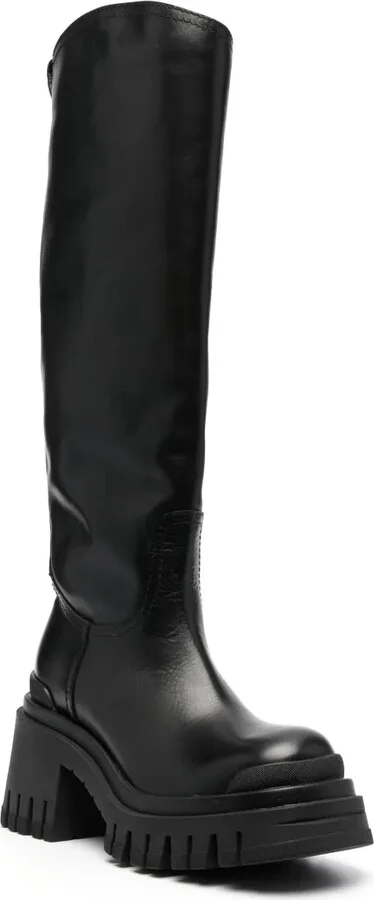 Butterfly side zip-fastening leather boots - Image 2