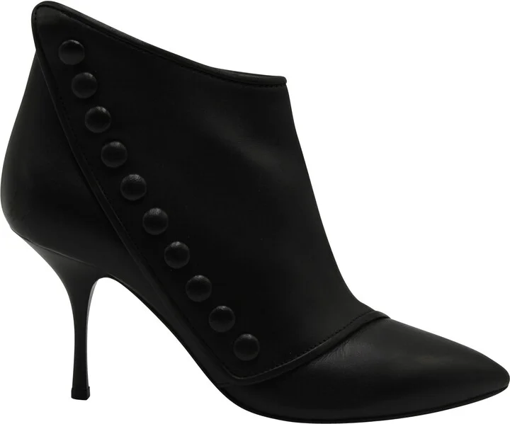 Buttoned Ankle Heel Boots in Black Leather