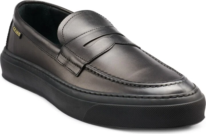 Buxton Penny Loafer