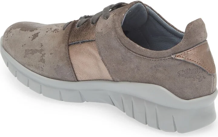 Buzz Sneaker - Image 2