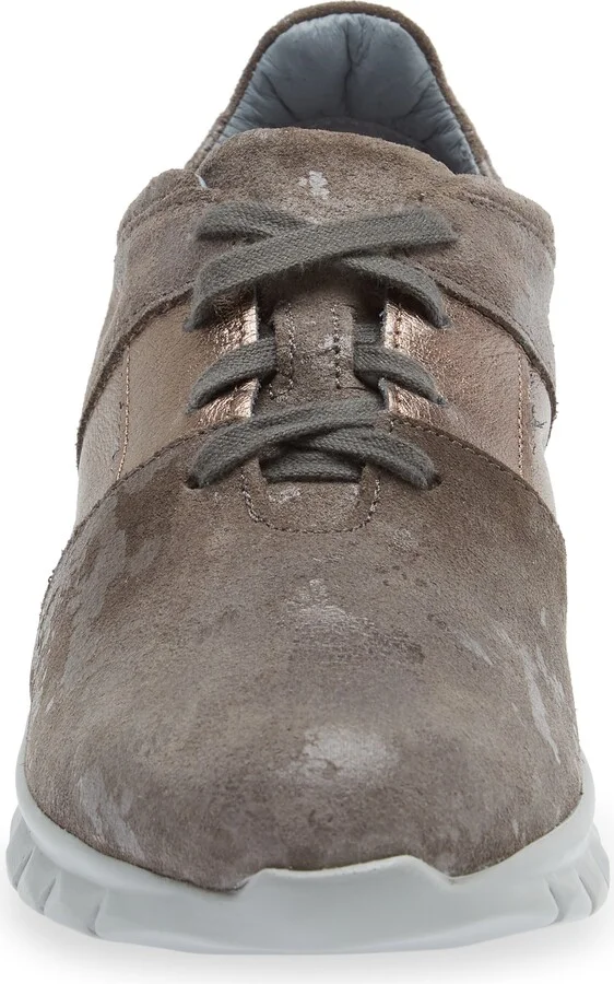 Buzz Sneaker - Image 4