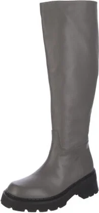 By Far - Image 2