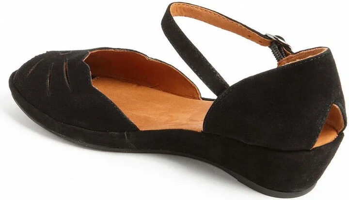 by Kenneth Cole 'Lily Moon' Sandal - Image 4