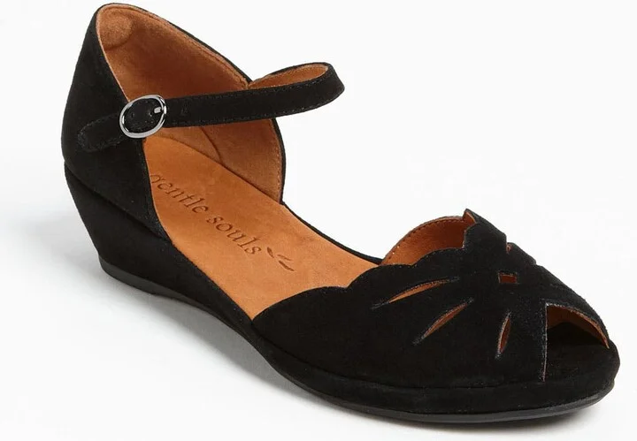 by Kenneth Cole 'Lily Moon' Sandal