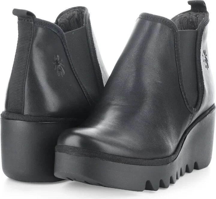 Byne Wedge Chelsea Boot - Image 9