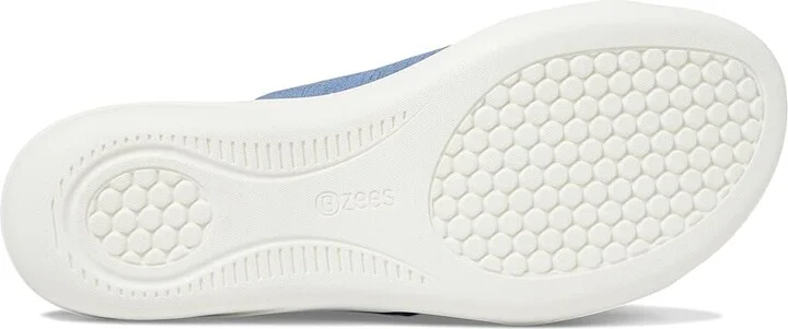 Bzees Carefree Wedge Sandals Women's Sandals Blue : 9 W - Image 3