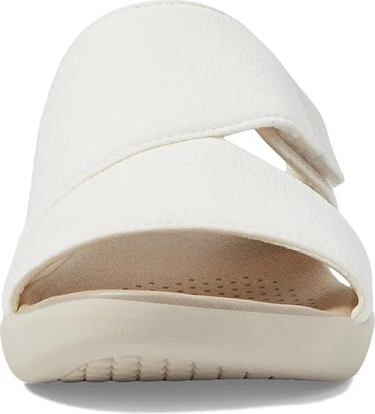Bzees Carefree Wedge Sandals Women's Sandals White : 9 M - Image 2