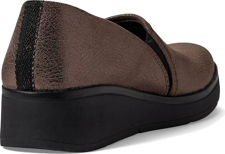 Bzees Free Spirit Women's Shoes Bronze : 10 M, Textile - Image 4