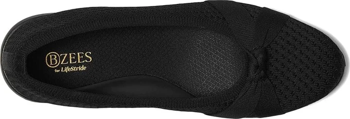 Bzees Kissed Women's Flat Shoes Black : 5 M, EVA/Rubber - Image 2
