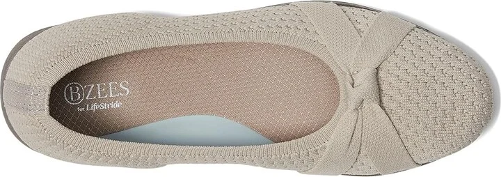 Bzees Kissed Women's Flat Shoes Sand Engineered Knit : 5 M, EVA/Rubber - Image 2