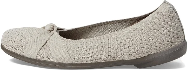 Bzees Kissed Women's Flat Shoes Sand Engineered Knit : 5 M, EVA/Rubber - Image 6