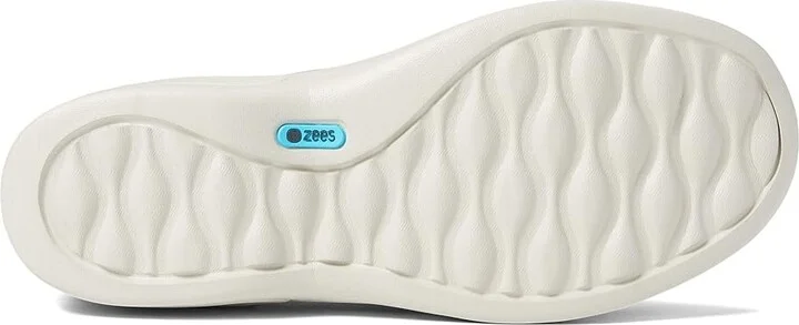 Bzees Niche Women's Slip on Shoes Beige Batik Fabric : 9.5 M, Textile - Image 3