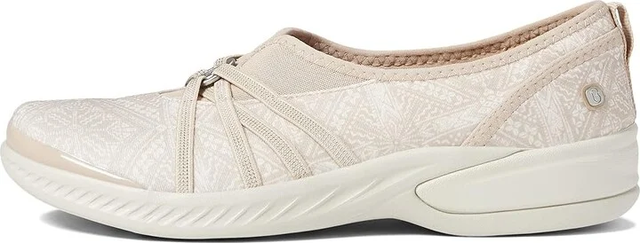 Bzees Niche Women's Slip on Shoes Beige Batik Fabric : 9.5 M, Textile - Image 6