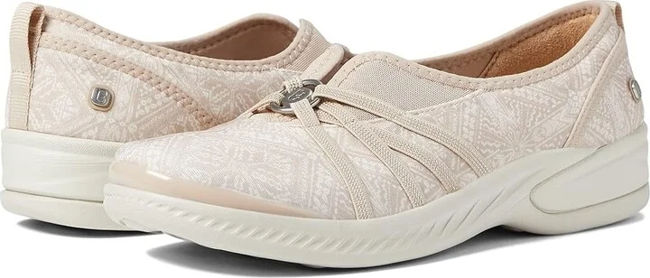 Bzees Niche Women's Slip on Shoes Beige Batik Fabric : 9.5 M, Textile