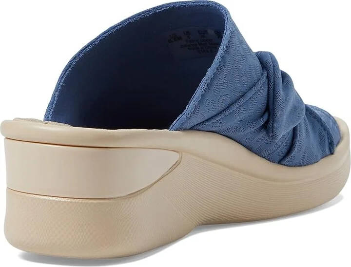 Bzees Smile Women's Shoes Blue : 6 M, Textile - Image 4