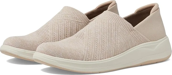 Bzees Triumph Women's Shoes Beige Fabric : 10 M, EVA