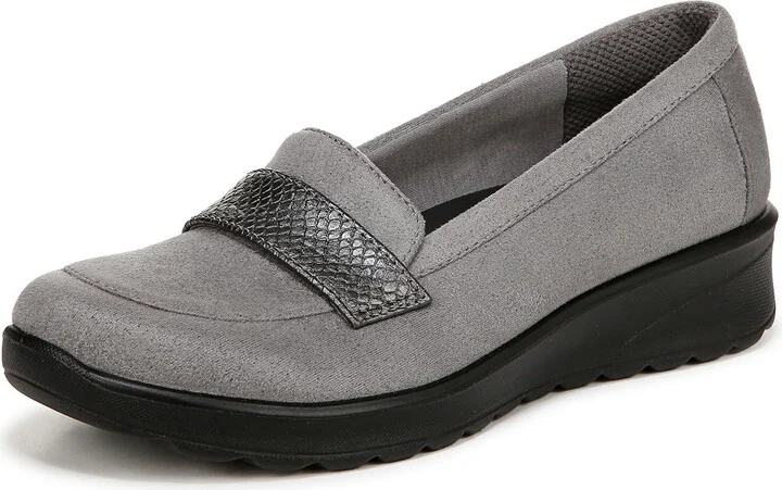 BZees Womens Gamma 2 Comfort Loafer Graphite 10 W