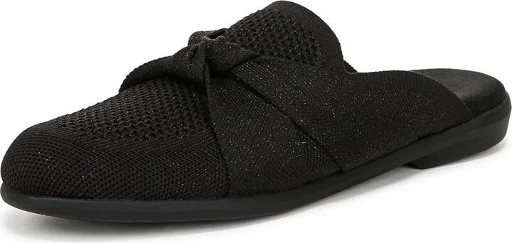 BZees Womens Kissed Mule Black 11 M