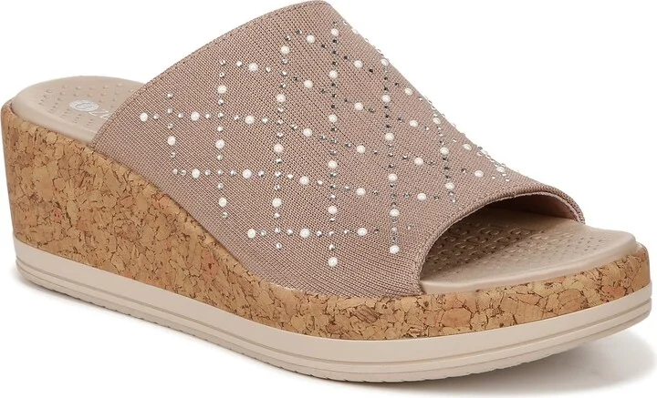 BZees Womens Royal Machine Washable Comfort Wedge Sandal Biscotti Shimmer