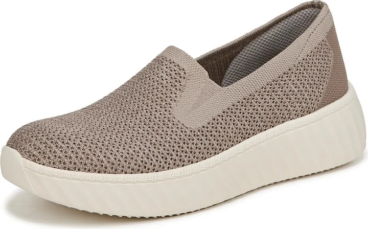BZees Womens Wednesday Comfort Slip On Sneaker Sneaker Simply Taupe 8 M