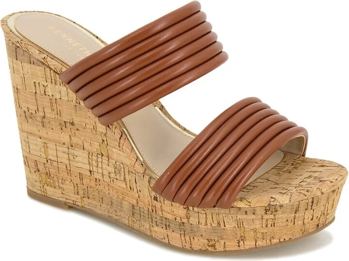Cailyn Wedge
