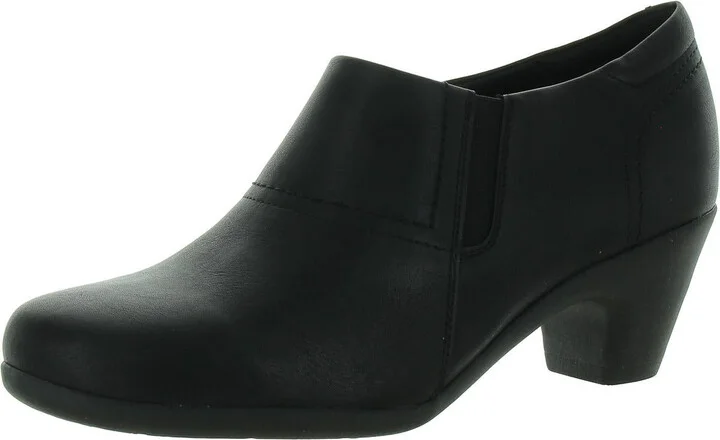 Caine Womens Slip On Round Toe Shooties