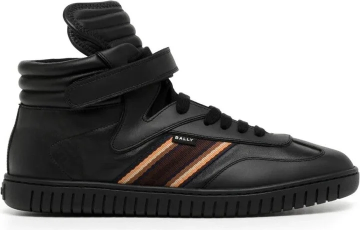 Calf Plain Sneaker