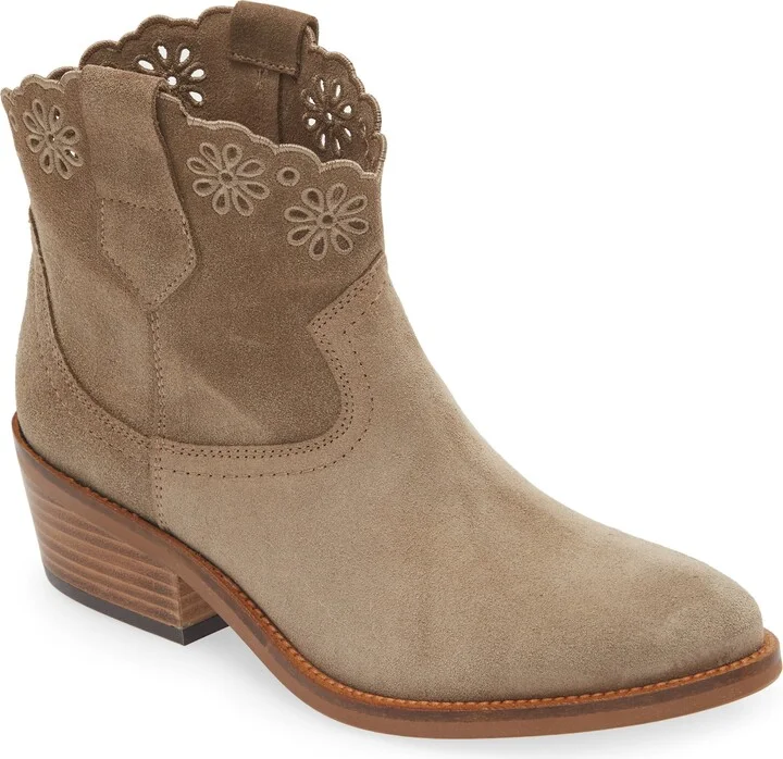 Cali Broderie Western Bootie