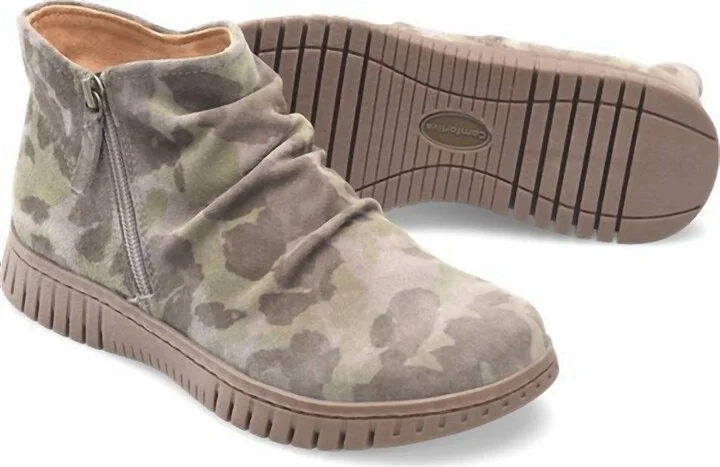 Calla Bootie In Olive