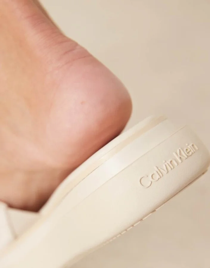 Calvin Klein flatform slides in off white - Image 3