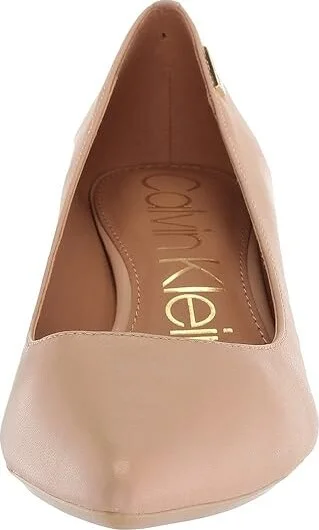 Calvin Klein Gabrianna Pump Women's 1-2 inch heel Shoes Desert Sand 1 : 5 M, Leather - Image 5