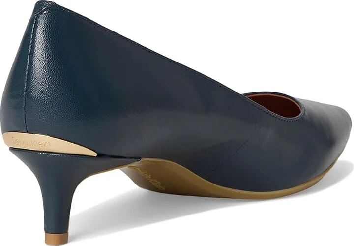 Calvin Klein Gabrianna Pump Women's 1-2 inch heel Shoes Navy : 5 M - Image 4