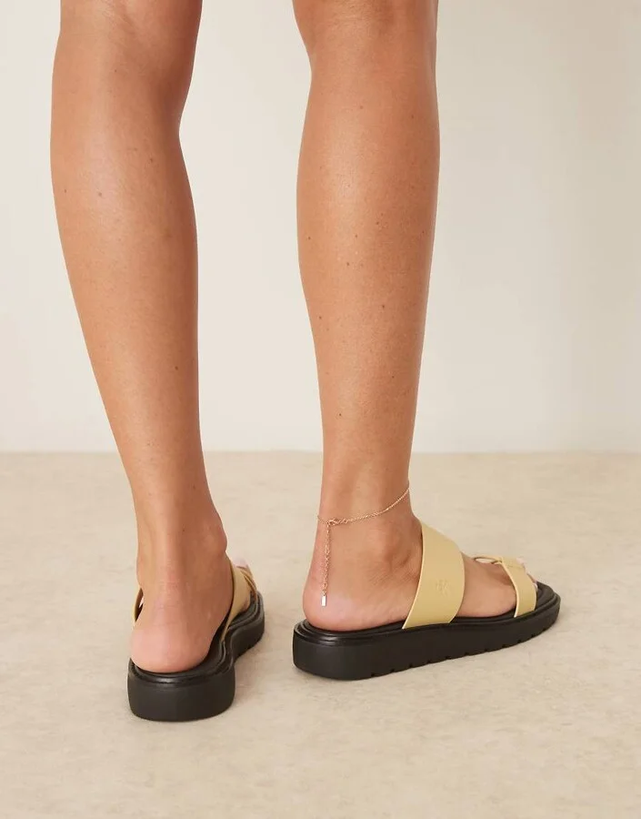 Calvin Klein Jeans double bar slides in yellow - Image 3
