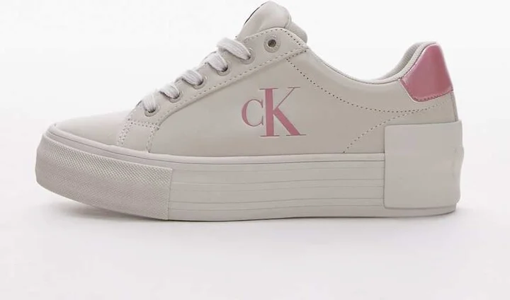 Calvin Klein Jeans flatform sneakers in eggshell & dusty rose - Image 2