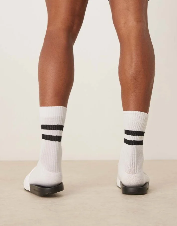 Calvin Klein Jeans logo slides in white and black - Image 3