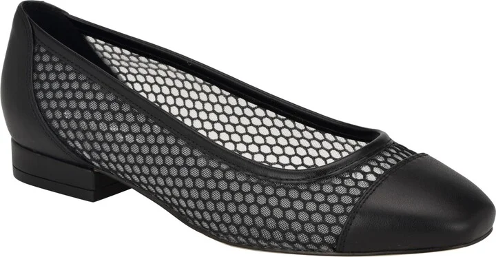 Calvin Klein Women's Clove Flat