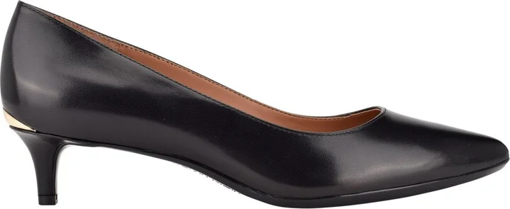 Calvin Klein Women's Gabrianna Pointed Toe Kitten Heel Pumps - Image 10