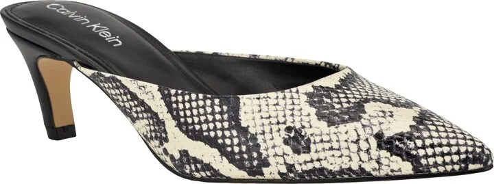 Calvin Klein Women's Kalyn Pump