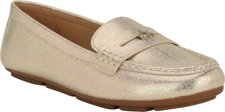 Calvin Klein Women's Lassa Slip-On Loafer Flats
