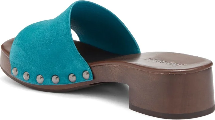 Cambrie Slide Sandal - Image 2