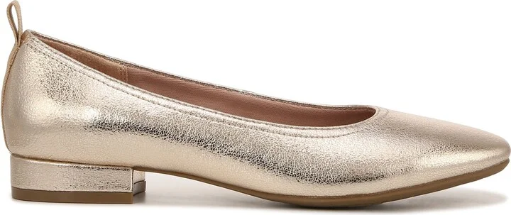 Cameo Flat - Wide Width Available - Image 3