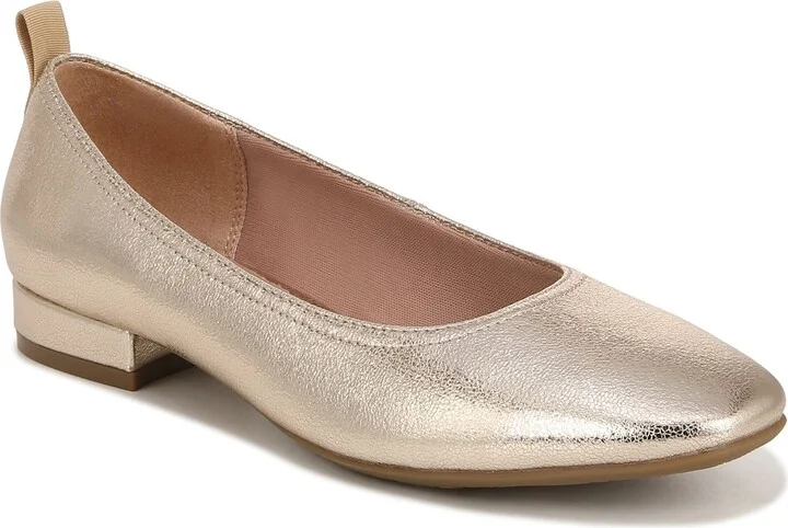 Cameo Flat - Wide Width Available