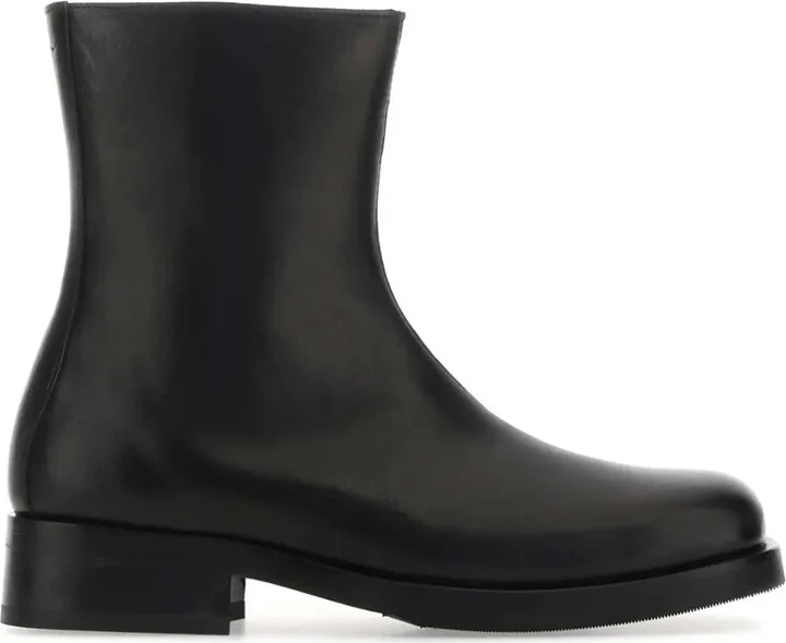 Camion leather ankle boots