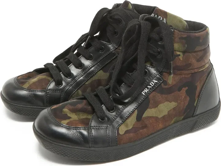 Camouflage-Print Sneakers - Image 3