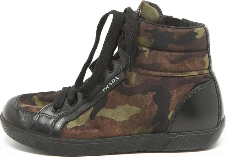 Camouflage-Print Sneakers
