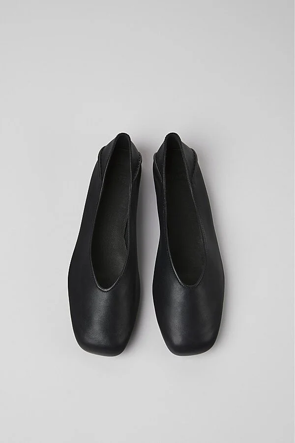 Camper Casi Myra Leather Ballerina Flats in Black
