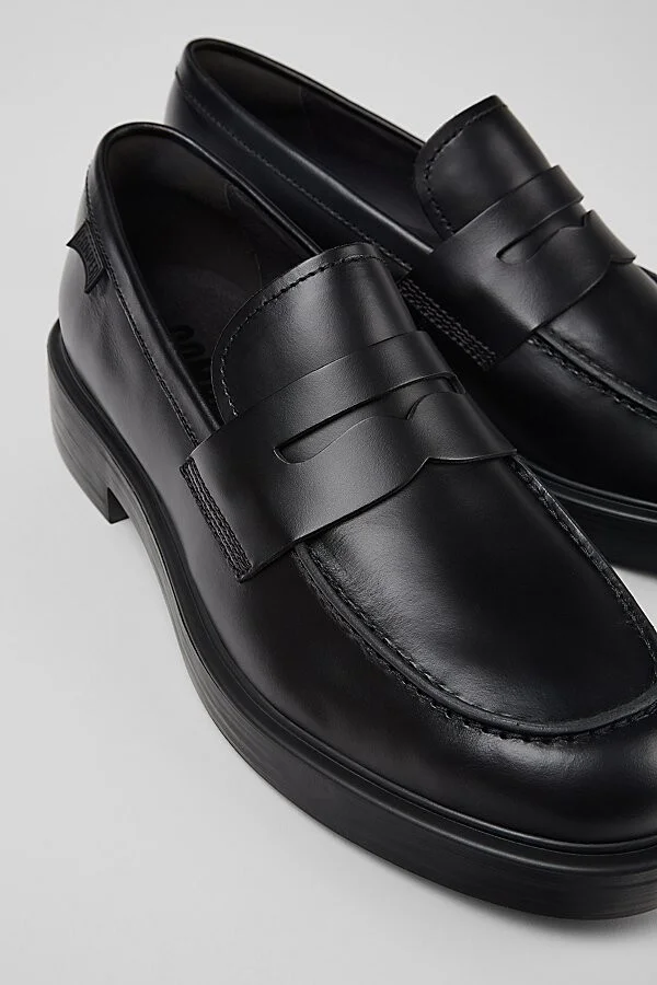 Camper Dean Leather Loafer in Black