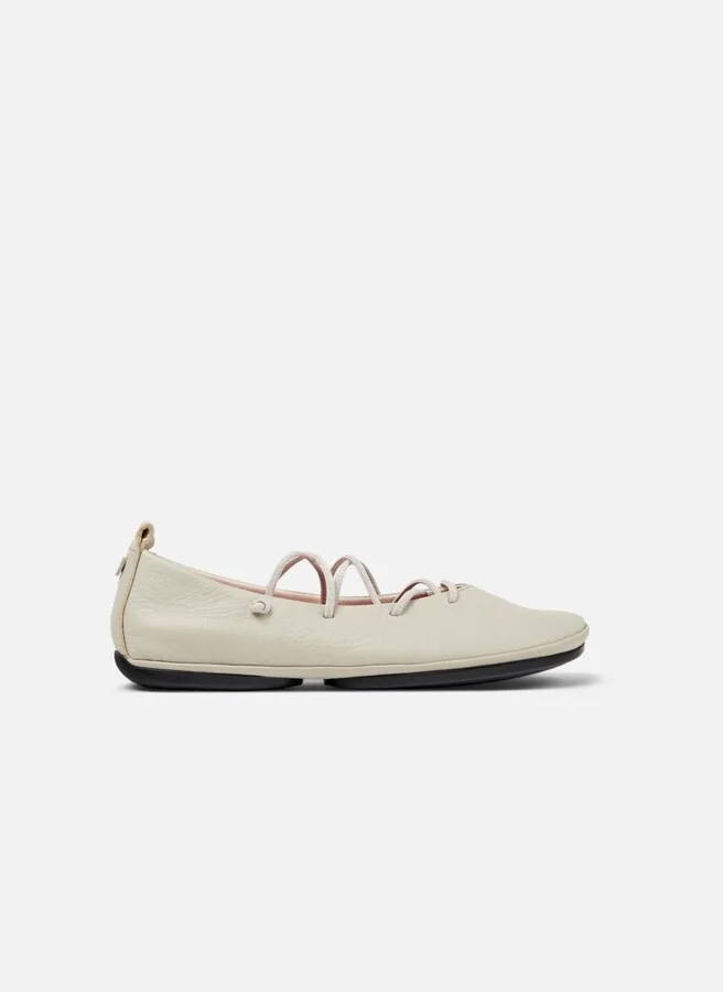 Camper Right Nina Leather Ballerina - Image 2