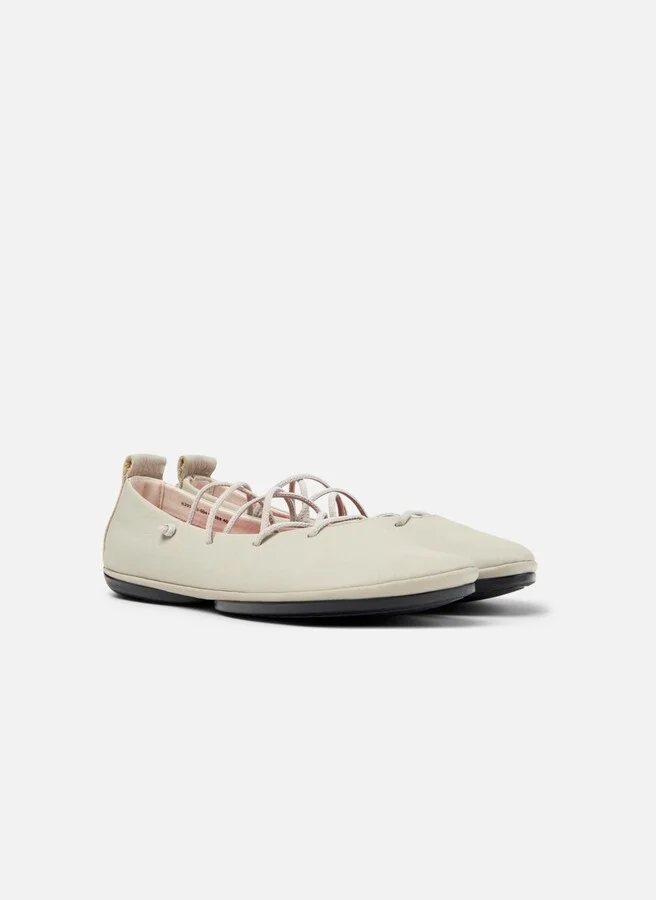 Camper Right Nina Leather Ballerina
