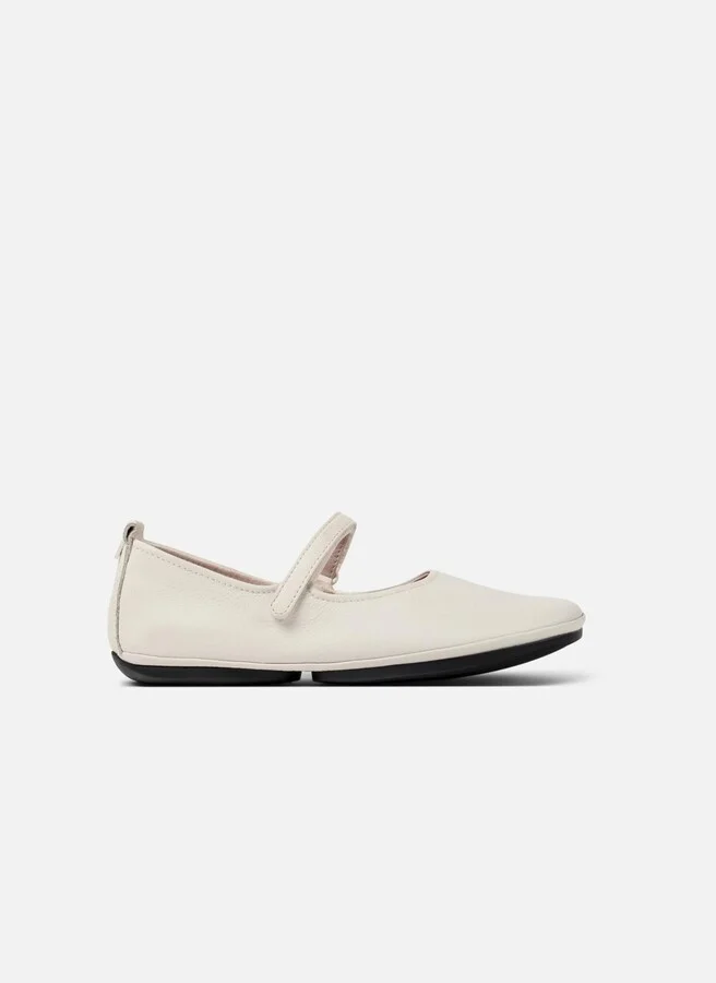 Camper Right Nina Leather Flats - Image 2